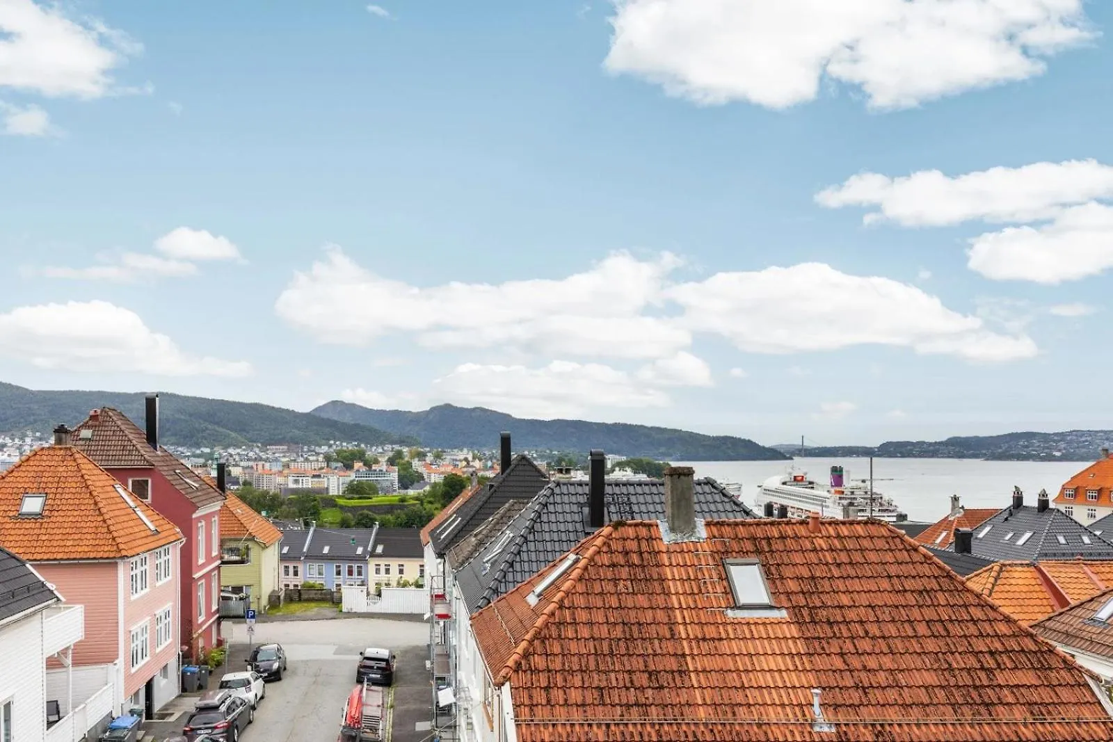3 Bedroom Apartment 500M To Bryggen Bergen Norvégia